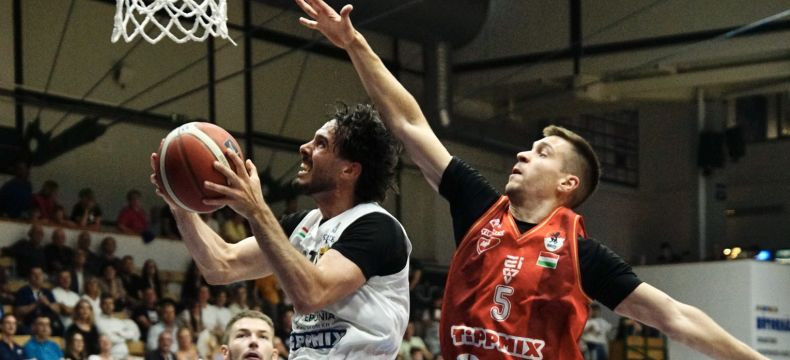 Legyőzte az Albát, tovább hajt az 5. helyért a Honvéd