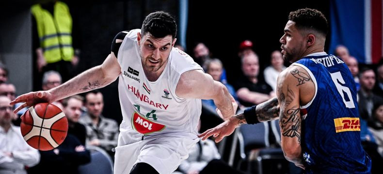 Az Eb-elődöntőshöz is győzni mennek a férfi kosarasok